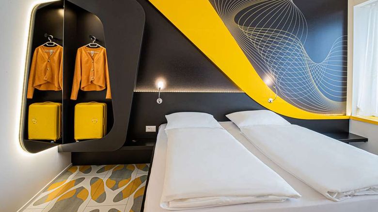 <b>Prize by Radisson, Bern City Room</b>. Images powered by <a href="https://iceportal.shijigroup.com/" title="IcePortal" target="_blank">IcePortal</a>.