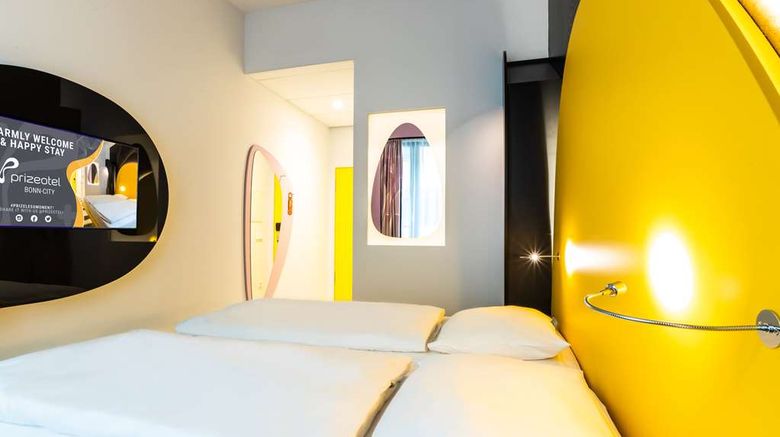 <b>Prize by Radisson, Bonn City Room</b>. Images powered by <a href="https://iceportal.shijigroup.com/" title="IcePortal" target="_blank">IcePortal</a>.