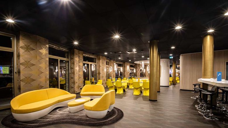 <b>Prize by Radisson, Erfurt City Restaurant</b>. Images powered by <a href="https://iceportal.shijigroup.com/" title="IcePortal" target="_blank">IcePortal</a>.
