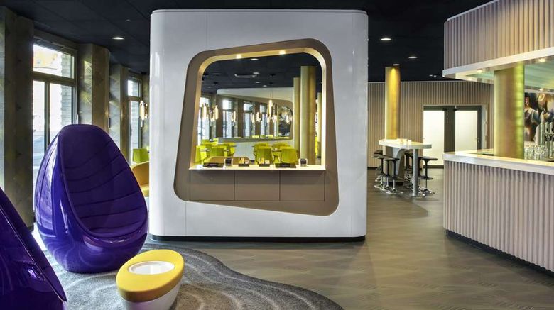 <b>Prize by Radisson, Erfurt City Restaurant</b>. Images powered by <a href="https://iceportal.shijigroup.com/" title="IcePortal" target="_blank">IcePortal</a>.