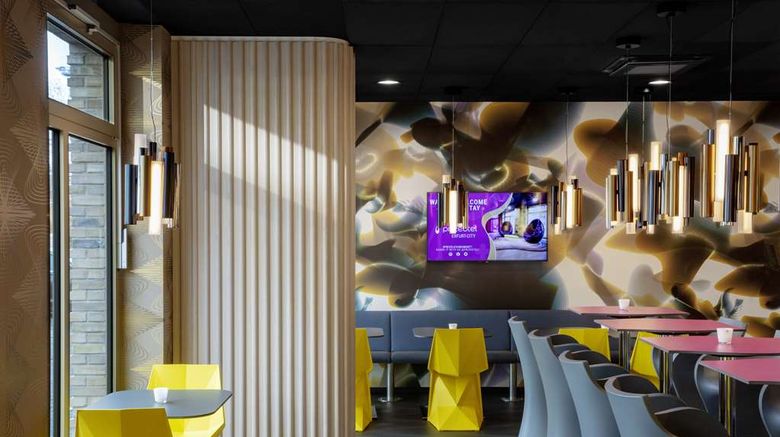 <b>Prize by Radisson, Erfurt City Lobby</b>. Images powered by <a href="https://iceportal.shijigroup.com/" title="IcePortal" target="_blank">IcePortal</a>.