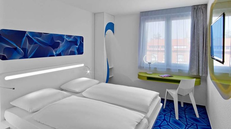 <b>Prize by Radisson, Hamburg City Room</b>. Images powered by <a href="https://iceportal.shijigroup.com/" title="IcePortal" target="_blank">IcePortal</a>.