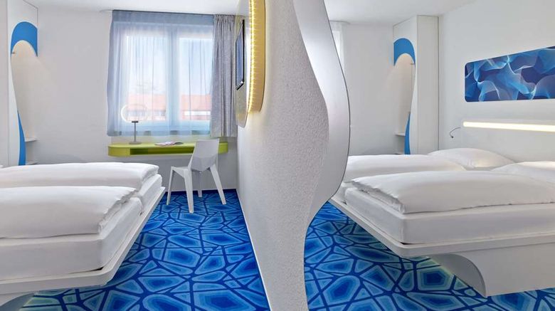 <b>Prize by Radisson, Hamburg City Room</b>. Images powered by <a href="https://iceportal.shijigroup.com/" title="IcePortal" target="_blank">IcePortal</a>.