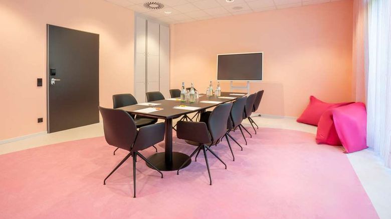 <b>Prize by Radisson, Munich Airport Meeting</b>. Images powered by <a href="https://iceportal.shijigroup.com/" title="IcePortal" target="_blank">IcePortal</a>.