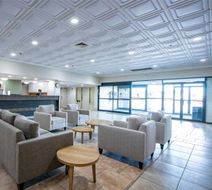 Quality Inn and Suites Whitehorse Lobby