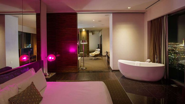 <b>Palms Place Tower - Palms Casino Resort Room</b>. Images powered by <a href="https://iceportal.shijigroup.com/" title="IcePortal" target="_blank">IcePortal</a>.