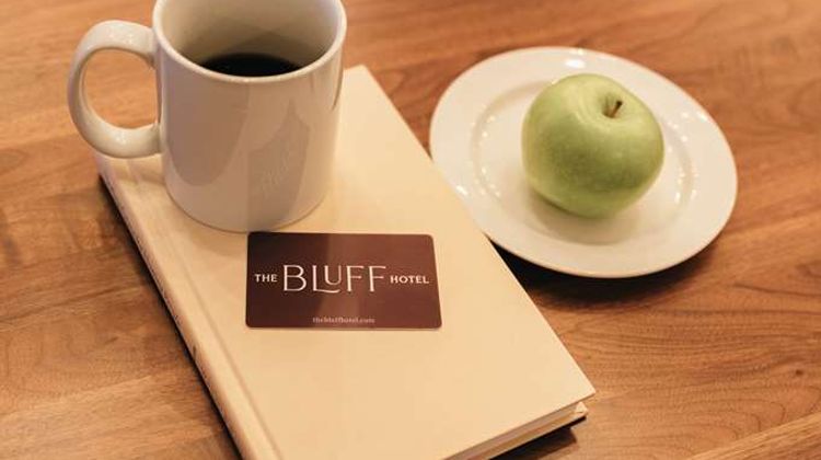 The Bluff Savannah Historic District Restaurant
