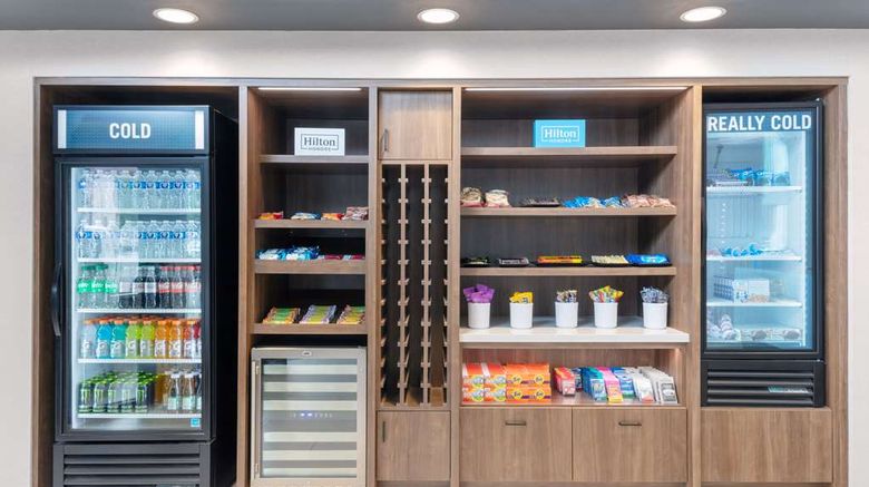 <b>Home2 Suites by Hilton Downtown Restaurant</b>. Images powered by <a href="https://iceportal.shijigroup.com/" title="IcePortal" target="_blank">IcePortal</a>.