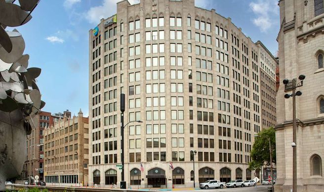 Home2 Suites by Hilton Downtown Exterior