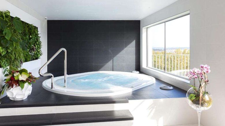 <b>Appart-Hotel Toulouse Concorde Spa</b>. Images powered by <a href="https://iceportal.shijigroup.com/" title="IcePortal" target="_blank">IcePortal</a>.