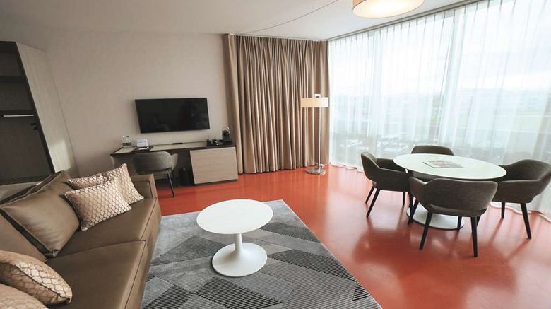 <b>Hotel & Conference Center Sempachersee Suite</b>. Images powered by <a href="https://iceportal.shijigroup.com/" title="IcePortal" target="_blank">IcePortal</a>.