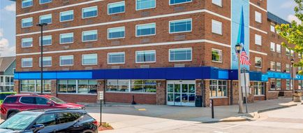 The Harborview, Ascend Hotel Collection Exterior