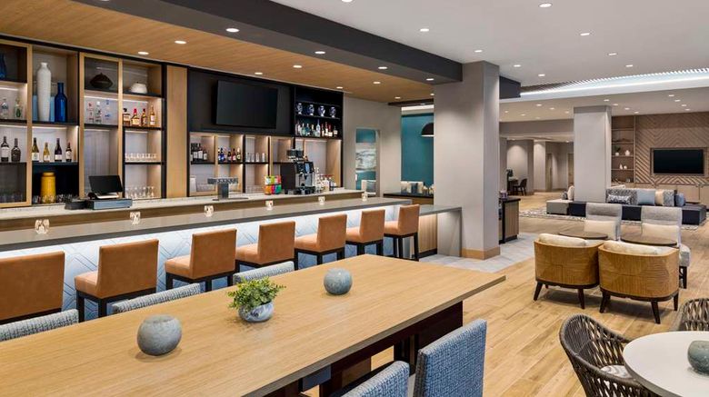 <b>Hyatt Place Virginia Beach Oceanfront Restaurant</b>. Images powered by <a href="https://iceportal.shijigroup.com/" title="IcePortal" target="_blank">IcePortal</a>.