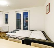 eFi Palace Hotel Room