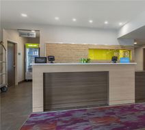 Home2 Suites by Hilton Bangor Lobby