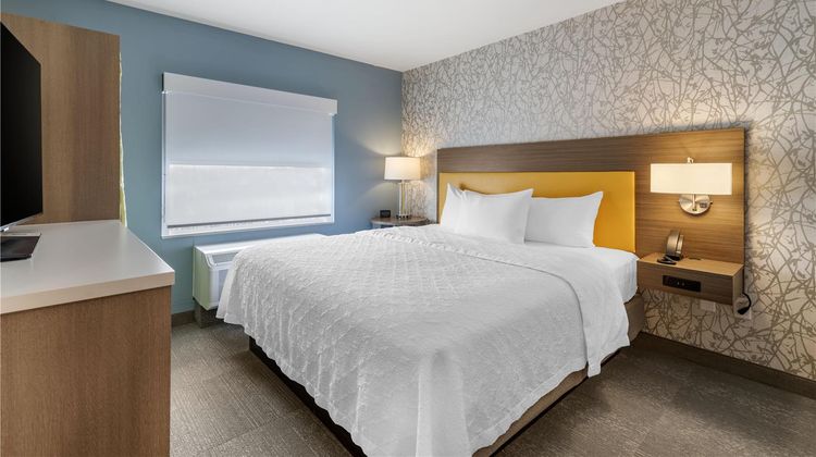 Home2 Suites by Hilton Bangor Room