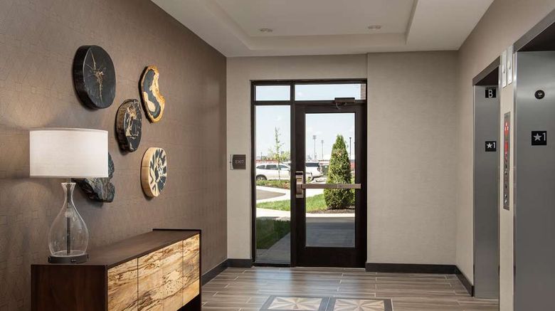 <b>Homewood Stes by Hilton Louisville Airpt Lobby</b>. Images powered by <a href="https://iceportal.shijigroup.com/" title="IcePortal" target="_blank">IcePortal</a>.