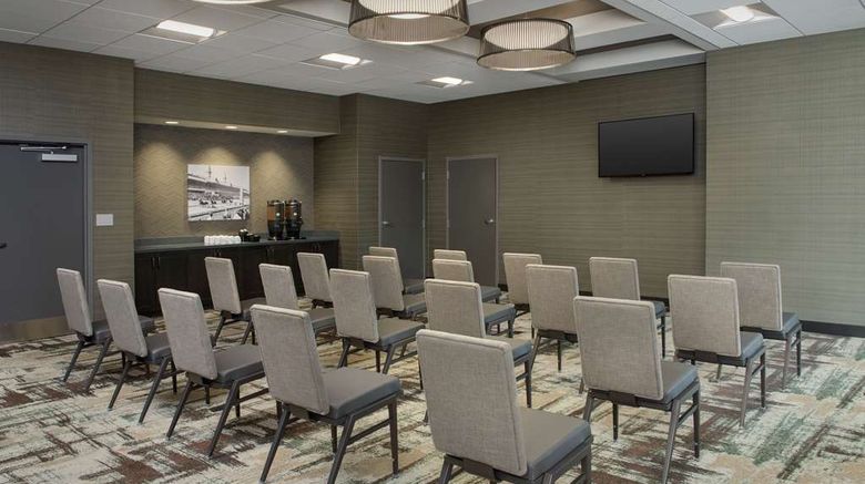<b>Homewood Stes by Hilton Louisville Airpt Meeting</b>. Images powered by <a href="https://iceportal.shijigroup.com/" title="IcePortal" target="_blank">IcePortal</a>.