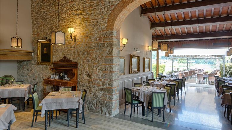 <b>Hotel Mulino di Firenze, WorldHotels Restaurant</b>. Images powered by <a href="https://iceportal.shijigroup.com/" title="IcePortal" target="_blank">IcePortal</a>.