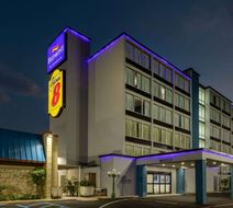 Baymont by Wyndham Laredo Exterior