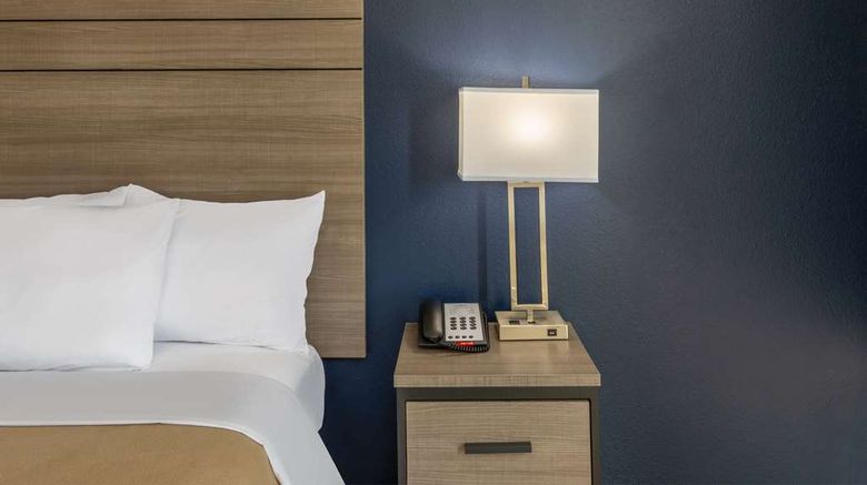 <b>Baymont by Wyndham Laredo Room</b>. Images powered by <a href="https://iceportal.shijigroup.com/" title="IcePortal" target="_blank">IcePortal</a>.