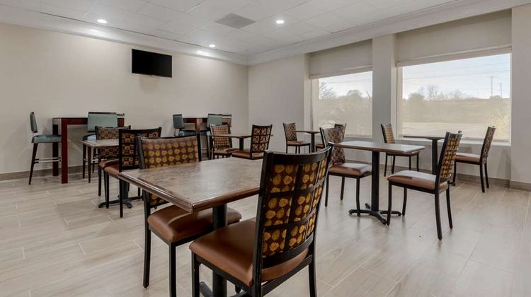 Quality Inn & Suites New Hartford-Utica Restaurant