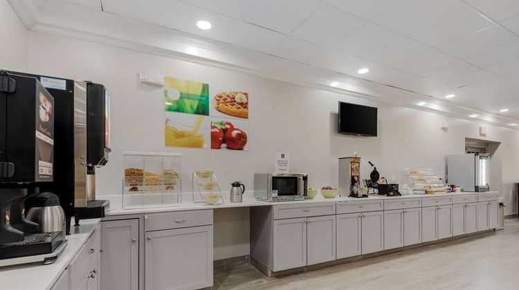 Quality Inn & Suites New Hartford-Utica Restaurant