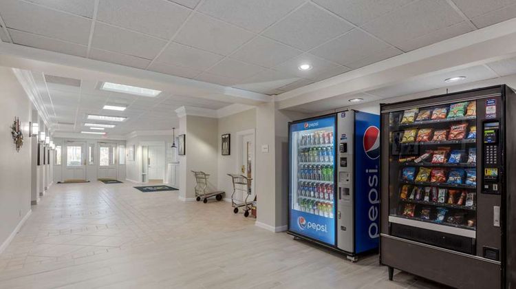 Quality Inn & Suites New Hartford-Utica Other