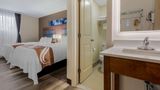 Quality Inn & Suites New Hartford-Utica Room