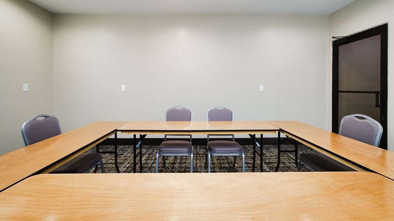 <b>Quality Suites Hobby Airport Meeting</b>. Images powered by <a href="https://iceportal.shijigroup.com/" title="IcePortal" target="_blank">IcePortal</a>.