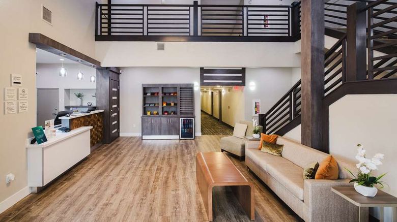 <b>Quality Suites Hobby Airport Lobby</b>. Images powered by <a href="https://iceportal.shijigroup.com/" title="IcePortal" target="_blank">IcePortal</a>.
