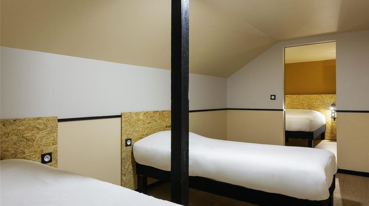 greet Villeneuve La Garenne Room