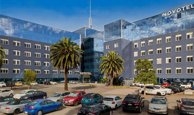 Novotel Melbourne Preston Exterior