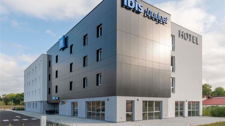 <b>Ibis Budget Mont-De-Marsan Exterior</b>. Images powered by <a href="https://iceportal.shijigroup.com/" title="IcePortal" target="_blank">IcePortal</a>.