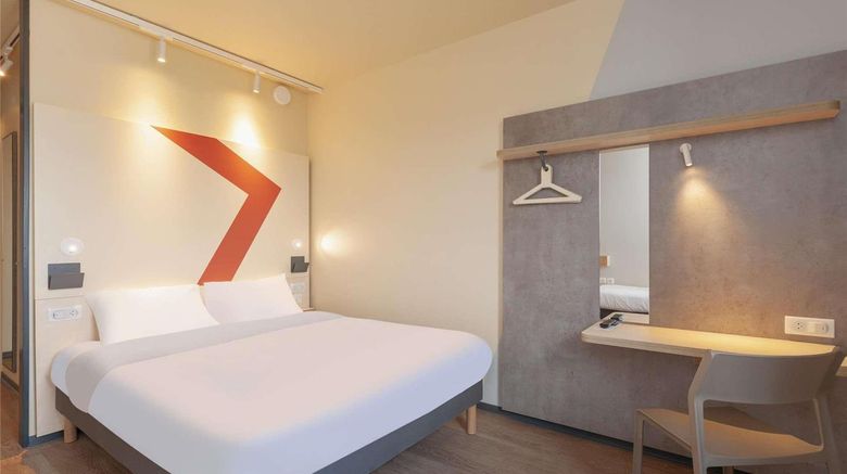 <b>Ibis Budget Mont-De-Marsan Room</b>. Images powered by <a href="https://iceportal.shijigroup.com/" title="IcePortal" target="_blank">IcePortal</a>.
