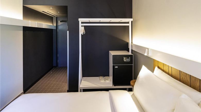 <b>Ibis Lviv Center Room</b>. Images powered by <a href="https://iceportal.shijigroup.com/" title="IcePortal" target="_blank">IcePortal</a>.