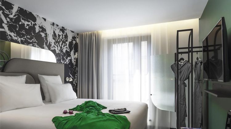 Tribe Paris La Defense Esplanade Suite