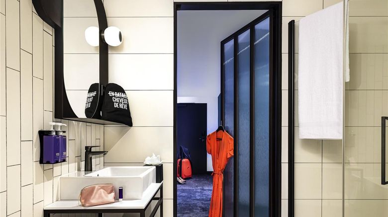 <b>Tribe Paris La Defense Esplanade Suite</b>. Images powered by <a href="https://iceportal.shijigroup.com/" title="IcePortal" target="_blank">IcePortal</a>.