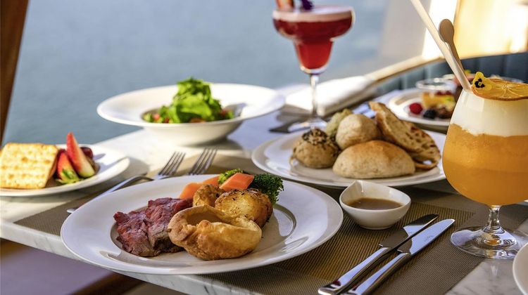 Queen Elizabeth 2 Floating Hotel Restaurant