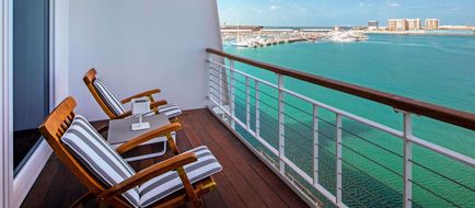 Queen Elizabeth 2 Floating Hotel Exterior