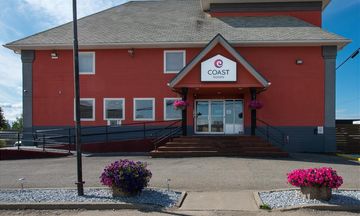 Coast Fort St John Hotel