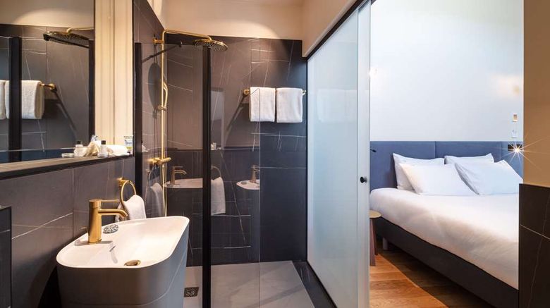 <b>Hebe Hotel Room</b>. Images powered by <a href="https://iceportal.shijigroup.com/" title="IcePortal" target="_blank">IcePortal</a>.