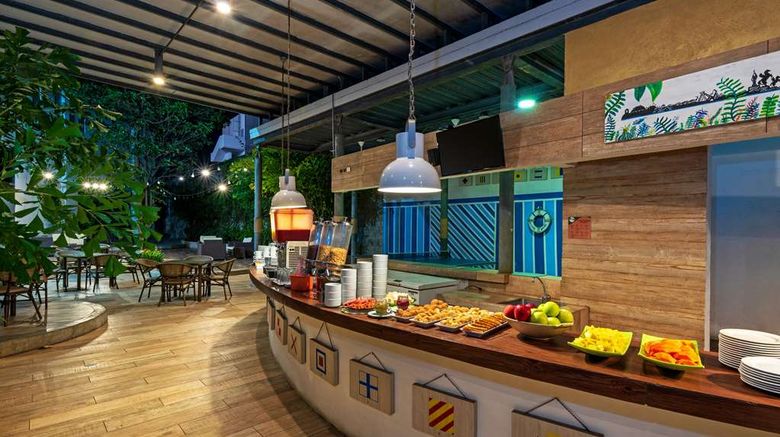 <b>Pop Art Hotel CLC Mamonal Cartagena Restaurant</b>. Images powered by <a href="https://iceportal.shijigroup.com/" title="IcePortal" target="_blank">IcePortal</a>.