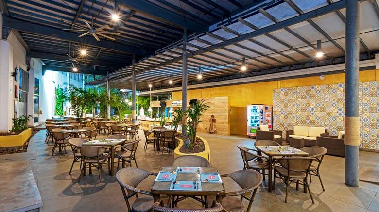 <b>Pop Art Hotel CLC Mamonal Cartagena Restaurant</b>. Images powered by <a href="https://iceportal.shijigroup.com/" title="IcePortal" target="_blank">IcePortal</a>.