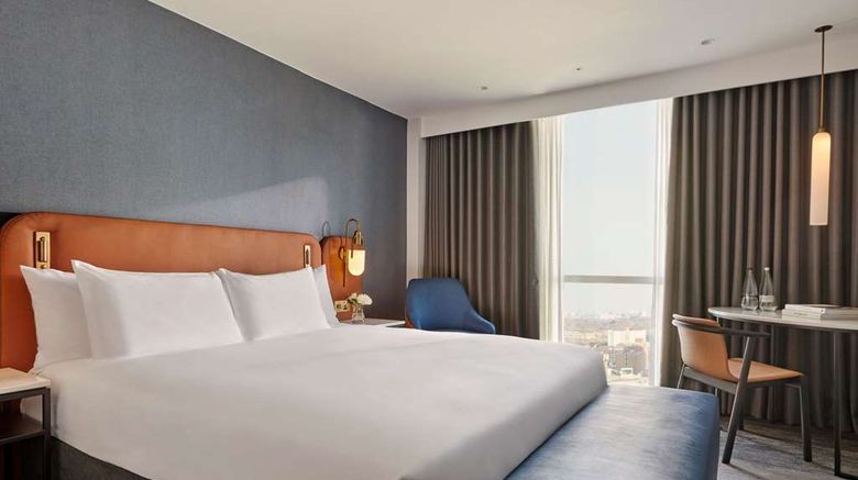 <b>Hyatt Regency London Stratford Room</b>. Images powered by <a href="https://iceportal.shijigroup.com/" title="IcePortal" target="_blank">IcePortal</a>.