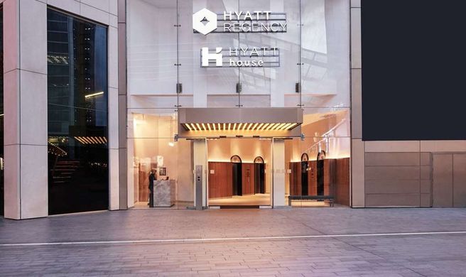 Hyatt Regency London Stratford Exterior