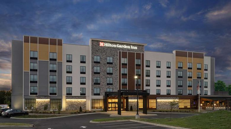 <b>Hilton Garden Inn Jeffersonville Exterior</b>. Images powered by <a href="https://iceportal.shijigroup.com/" title="IcePortal" target="_blank">IcePortal</a>.