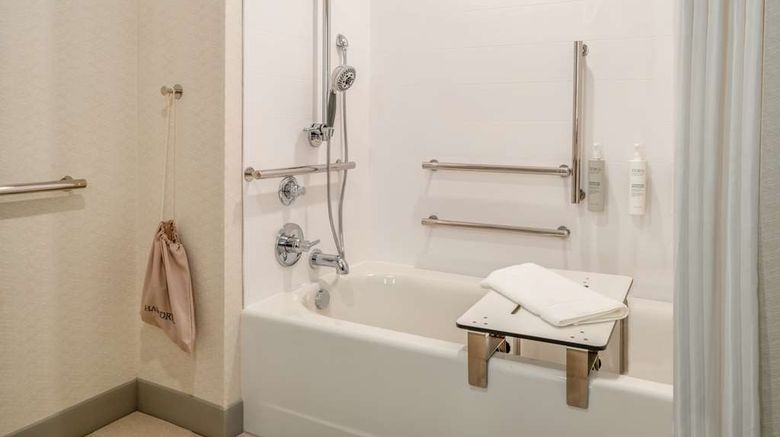 <b>Hilton Garden Inn Jeffersonville Room</b>. Images powered by <a href="https://iceportal.shijigroup.com/" title="IcePortal" target="_blank">IcePortal</a>.
