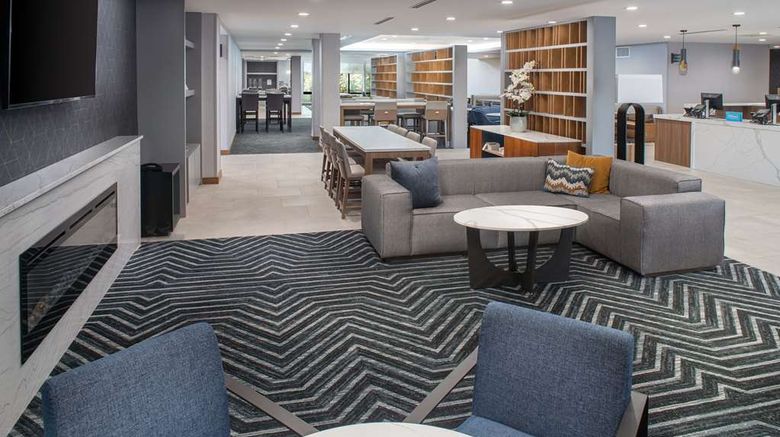 <b>Homewood Suites by Hilton Ann Arbor Lobby</b>. Images powered by <a href="https://iceportal.shijigroup.com/" title="IcePortal" target="_blank">IcePortal</a>.