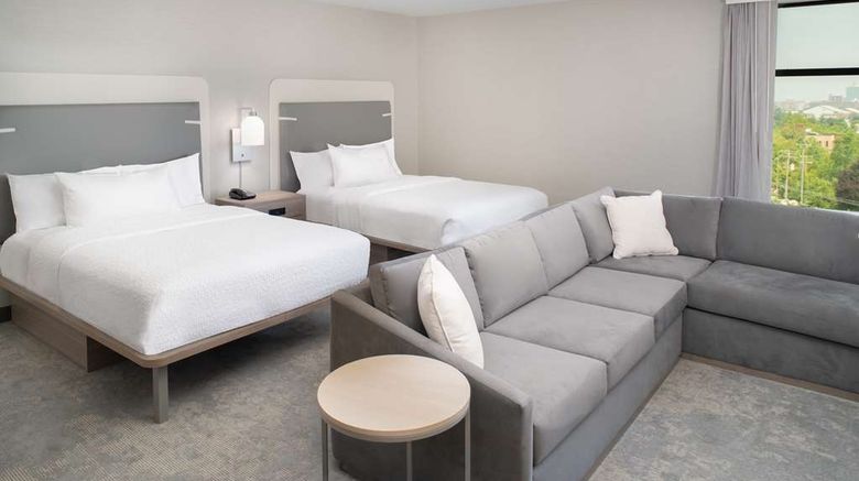 <b>Homewood Suites by Hilton Ann Arbor Room</b>. Images powered by <a href="https://iceportal.shijigroup.com/" title="IcePortal" target="_blank">IcePortal</a>.